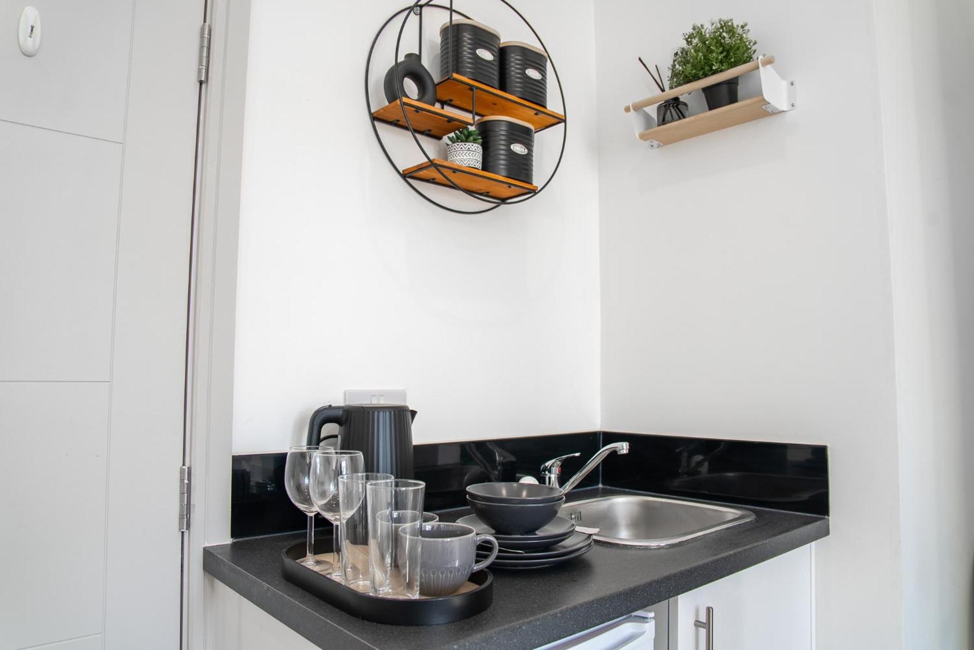 Luxury Studio Apartment In Sutton, London 서턴 외부 사진